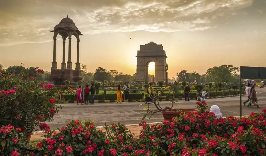 Golden Triangle in October: Navratri Celebrations, Pleasant Weather & Luxury Travel Guide