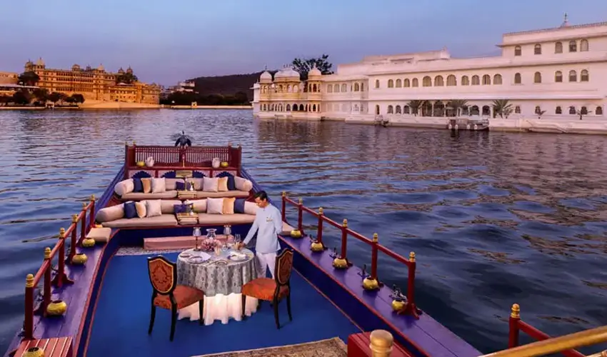 Luxury Travel in India for Couples: Privacy, Romance & Meaningful Experiences