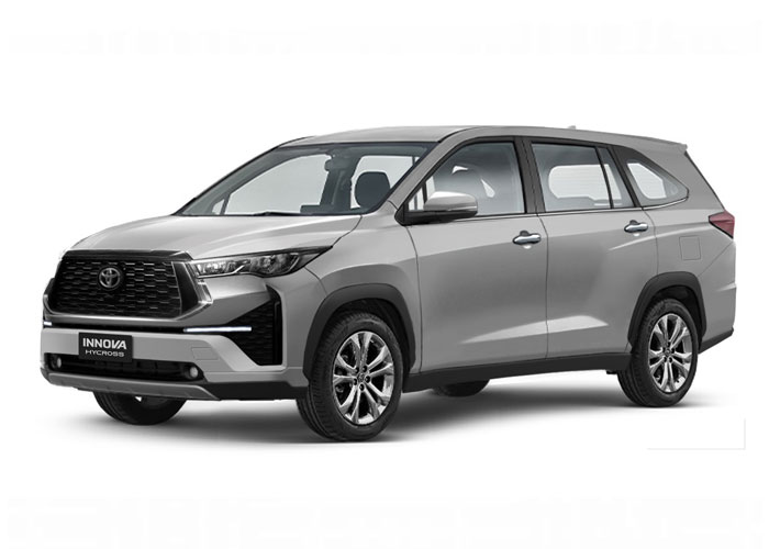 Toyota Innova Hycross