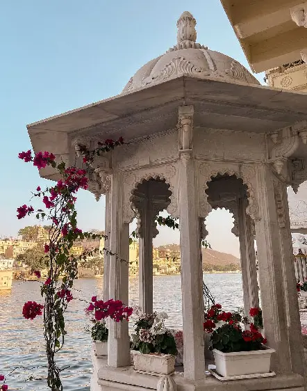 Luxury India Honeymoon Tours | Romantic Luxury Honeymoon Packages in India