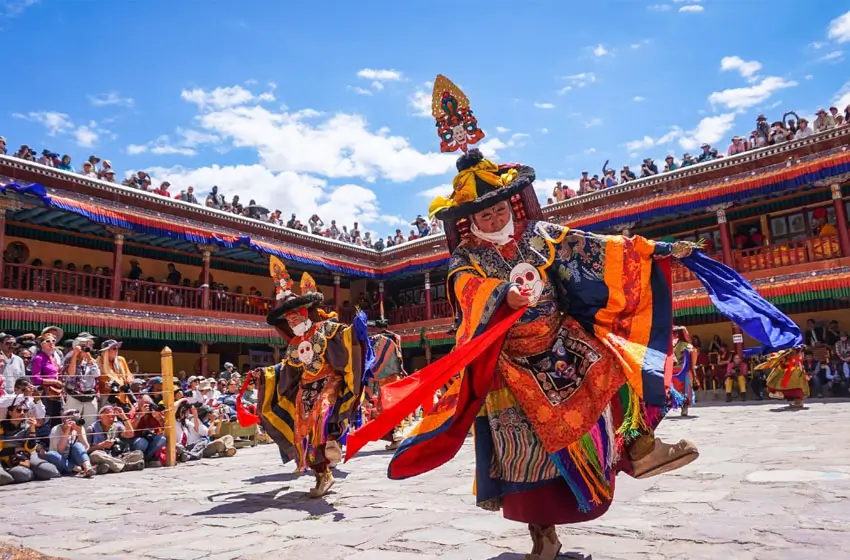 Hemis Festival & Golden Triangle Itinerary– Delhi, Agra &Leh Cultural Transition