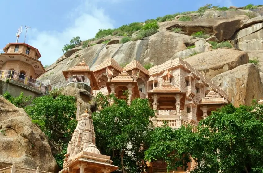 Luxury Hidden Rajasthan Tour with Forgotten Forts, Heritage Towns & Royal Landscapes