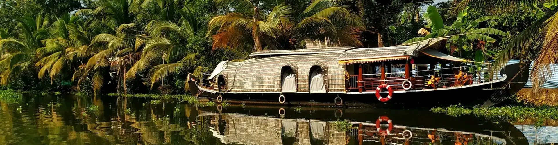 The Spice Trail: Kerala Culinary Luxury Tour with Heritage & Farm Stays – 7 Days
