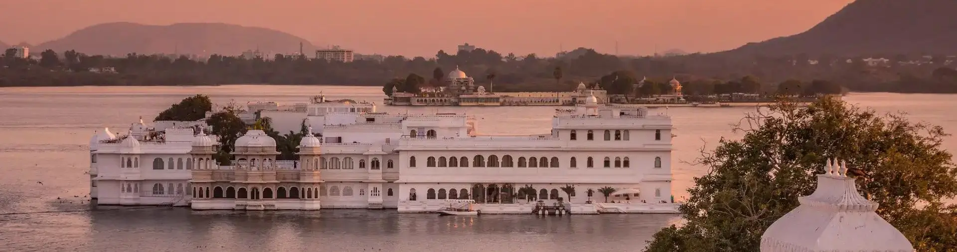 Luxury Palace Hotels Tour for Women Travelers