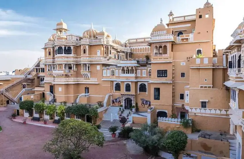 Luxury Palace Hotels Tour for Women Travelers