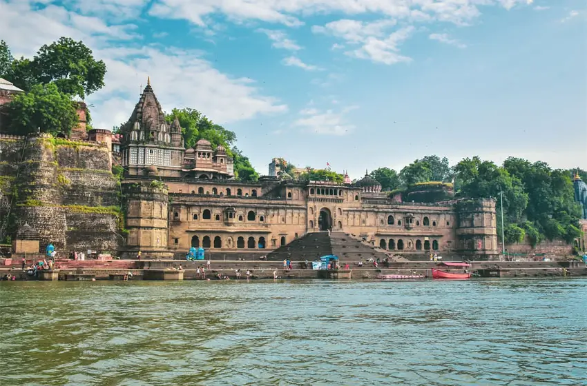 Slow Journey Along the Narmada River and the Silent Forests of Central India