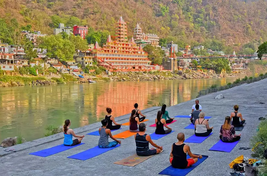 7-Day Himalayan Yoga, Wellness & Ganges Adventure Tour – Haridwar, Rishikesh & Nature Retreat