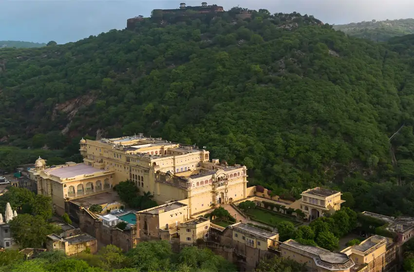 Luxury & Legends – Samode Palace Retreat with Golden Triangle